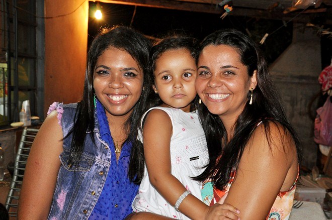 Confira as fotos do 17 aninhos da amiga Grazi Pires