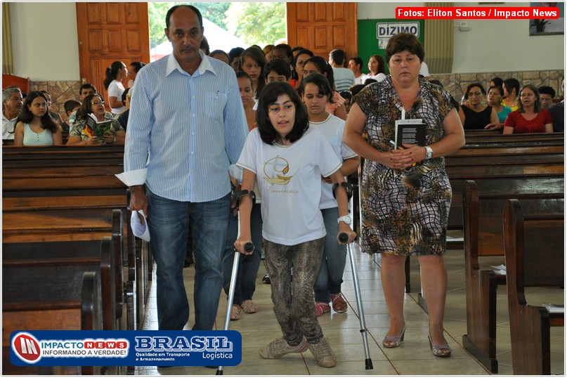 1ª Eucaristia da Igreja Católica de Deodápolis (Turma de 2013)