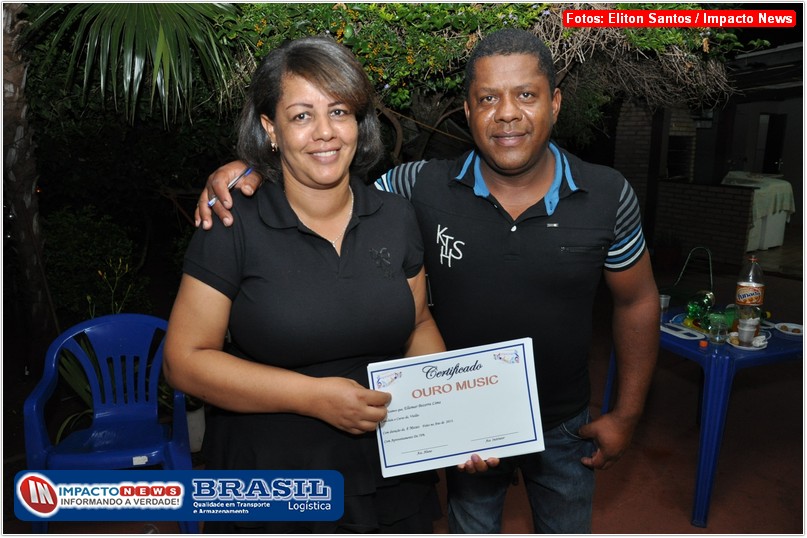 Entrega de certificados na OURO MUSIC 