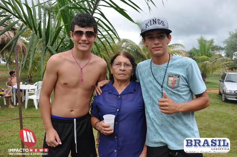 Aniversário dos jovens Leonardo Faquiano e UEliton Amorin