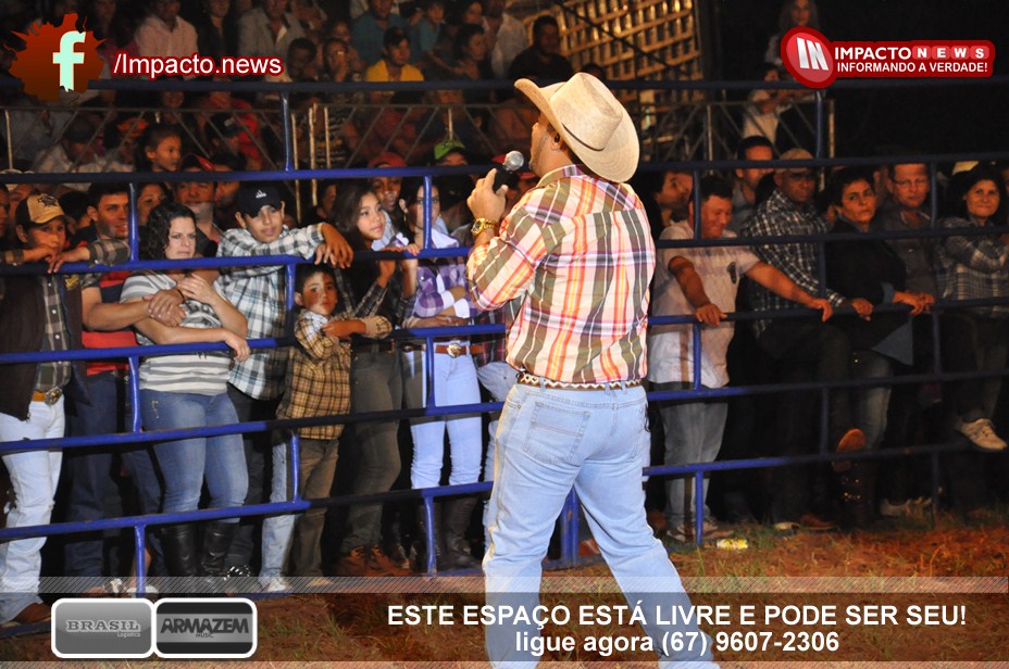 Noite de sábado (03/05) da Expoglória 