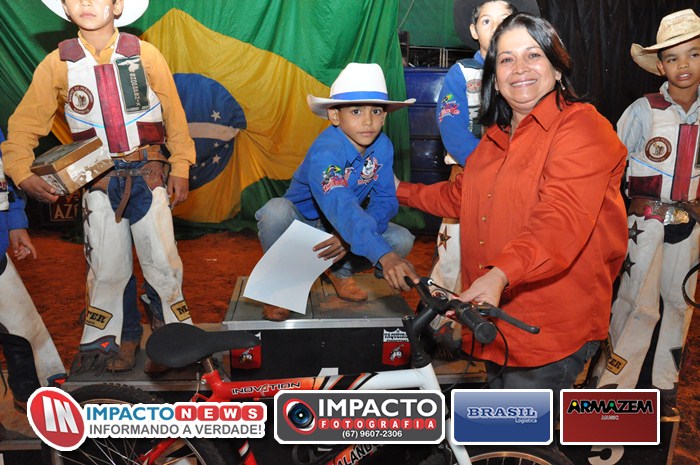 Final do rodeio em carneiros