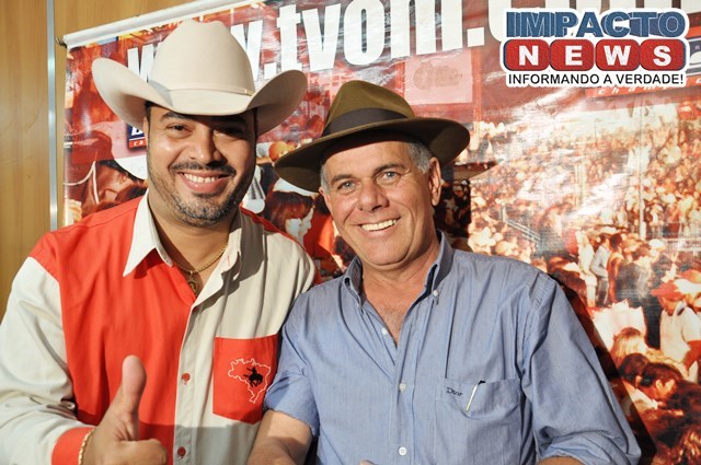 Noite de sábado (11) na 19ª Expoad