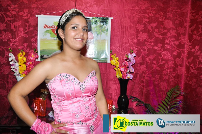 Veja as fotos do aniversário de 15 anos da debutante Talita 