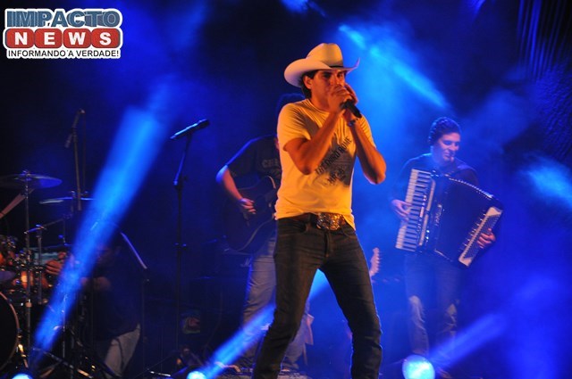 19ª Expoad: Show com o cantor Loubet