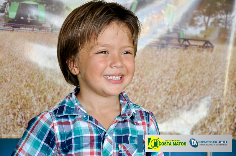 Veja aqui as fotos do niver de 5 aninhos do João Pedro na Mundo encantado