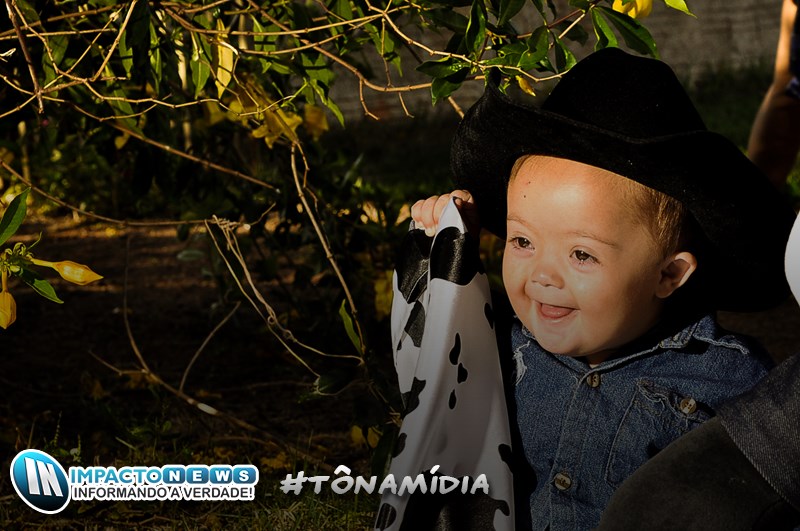 Veja aqui as fotos do primeiro ainho do pequeno Eduardo na Chácara Farias