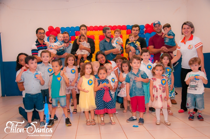 Dia dos Pais da Escola Infantil Crescer a aprender realizado na AABB