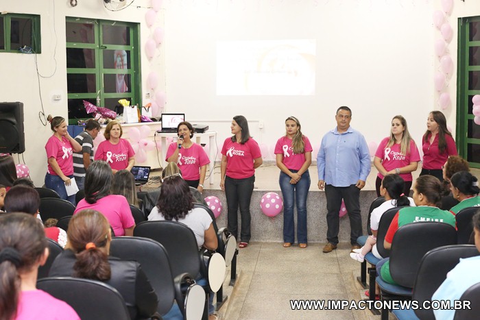 1º dia do 'Outubro Rosa' em Deodápolis; o evento contou com palestra, sorteio de brindes e coquetel