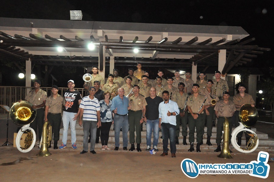 Apresentação da Banda Musical do 10º Regimento de Cavalaria Mecanizada do Exército Brasileiro 