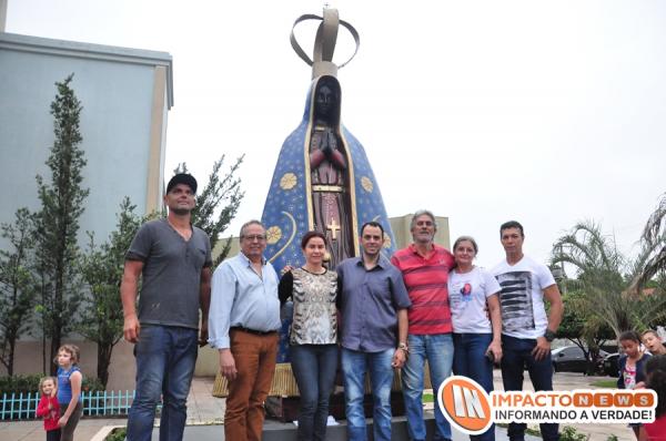 Chegada e instalação da imagem de Nossa Senhora Aparecida na Paróquia de Deodápolis