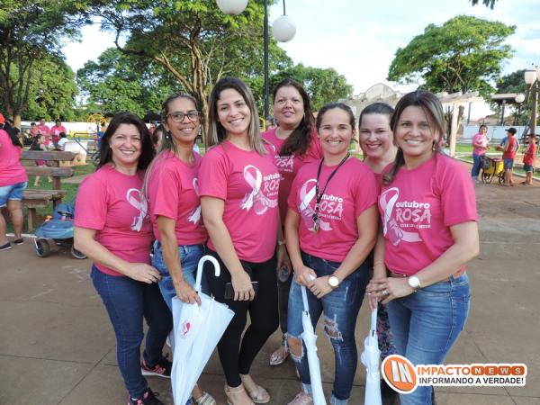 Caminhada e show de prêmios da campanha 'Outubro Rosa' realizada em Deodápolis 
