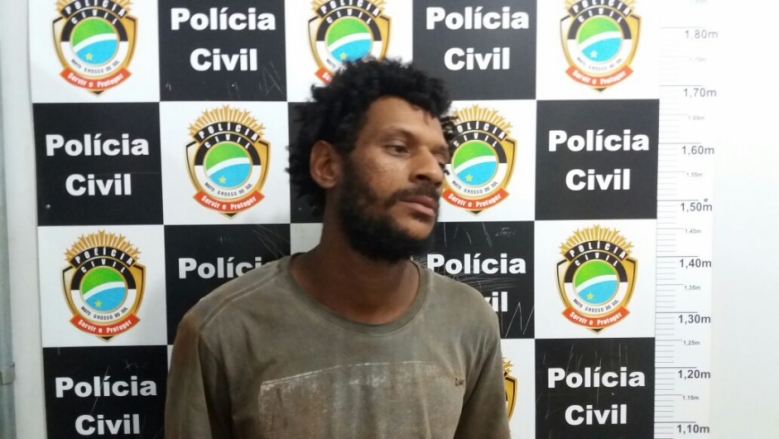 Homem é flagrado dentro de residência no Jardim Tropical