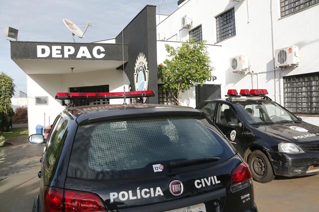 Motorista foge do local de acidente, mas esquece a placa do carro