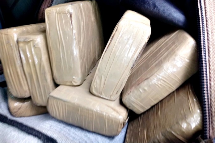 Mulher foi presa com droga em ônibus que seguia de Dourados à Bataguassu 