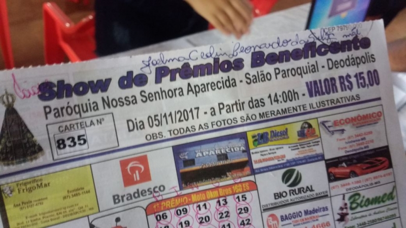 Professora ganhou sozinha moto Bros 0km sorteada pela Paróquia Nossa Senhora Aparecida 