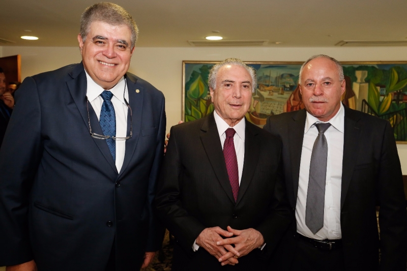 Prefeito Valdir Sartor continua 'Jornada' nos Ministérios; hoje teve reunião com o Presidente Michel Temer