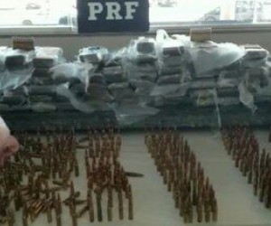 Veículo de Mato Grosso do Sul foi apreendido com 11 mil munições e 53 kg de maconha