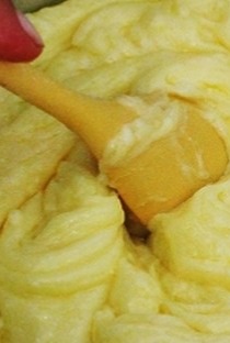 Quer aprender? O Luiz Carlos Gás tem ensina como preparar manteiga caseira com esta receita super fácil
