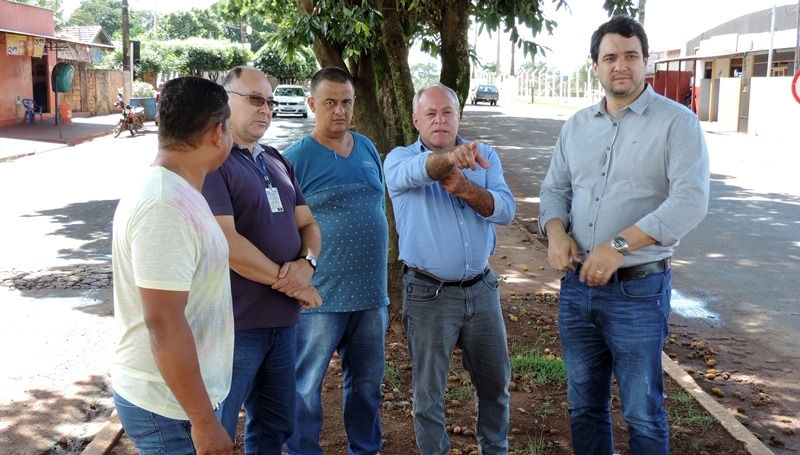 Prefeito recebeu visita técnica do Superintende do DNIT em Deodápolis em rodovia que receberá obras