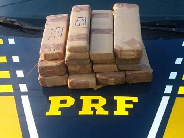 Menor é apreendida com 14,5kg de maconha