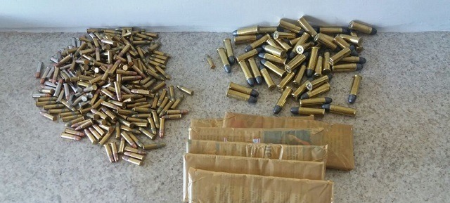 Pistola e munições são apreendidas pela PRF na BR-163
