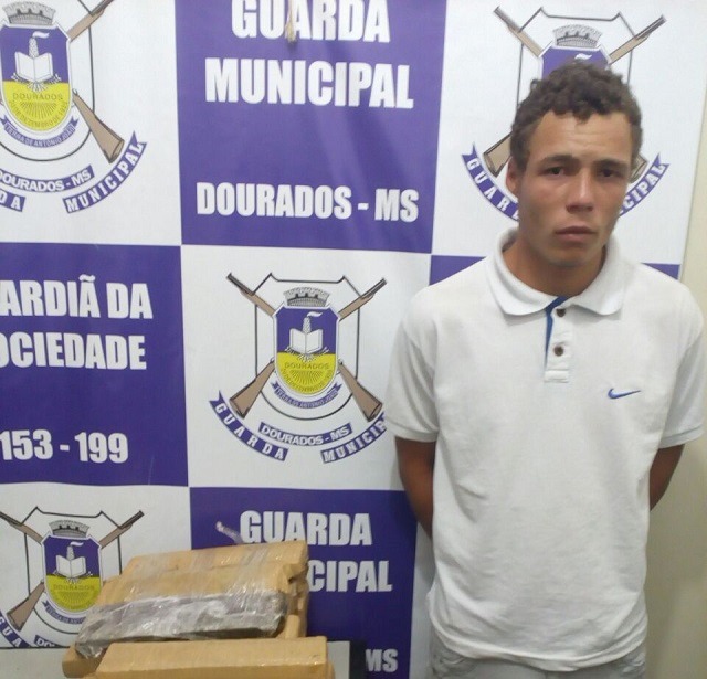 Jovem é preso em Dourados com droga que seria vendida em SP
