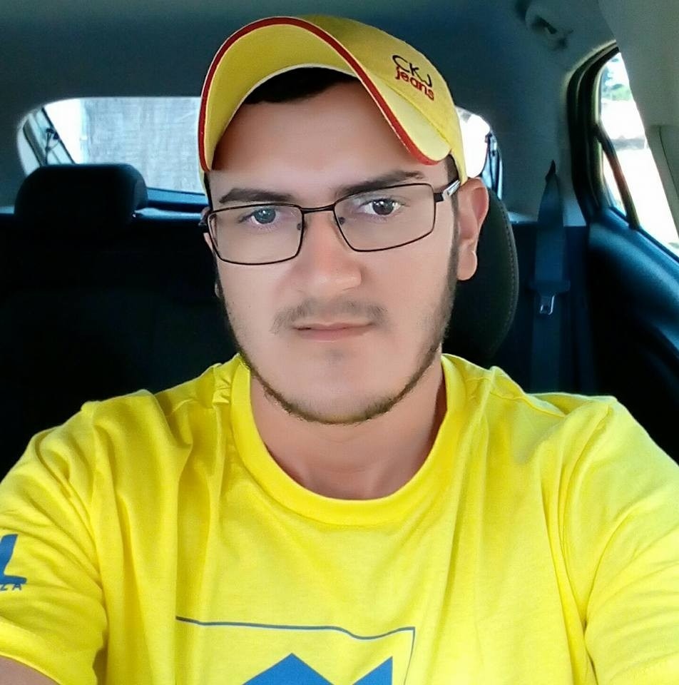 Contador de 27 anos é executado com cinco tiros e autor está foragido
