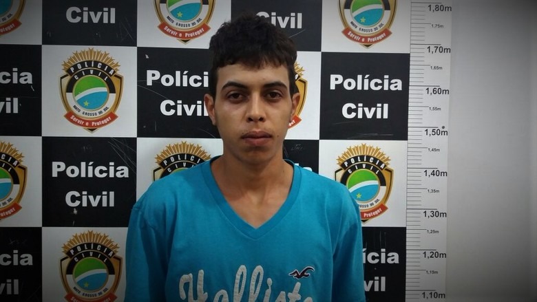 Rapaz é preso no Água Boa com moto furtada