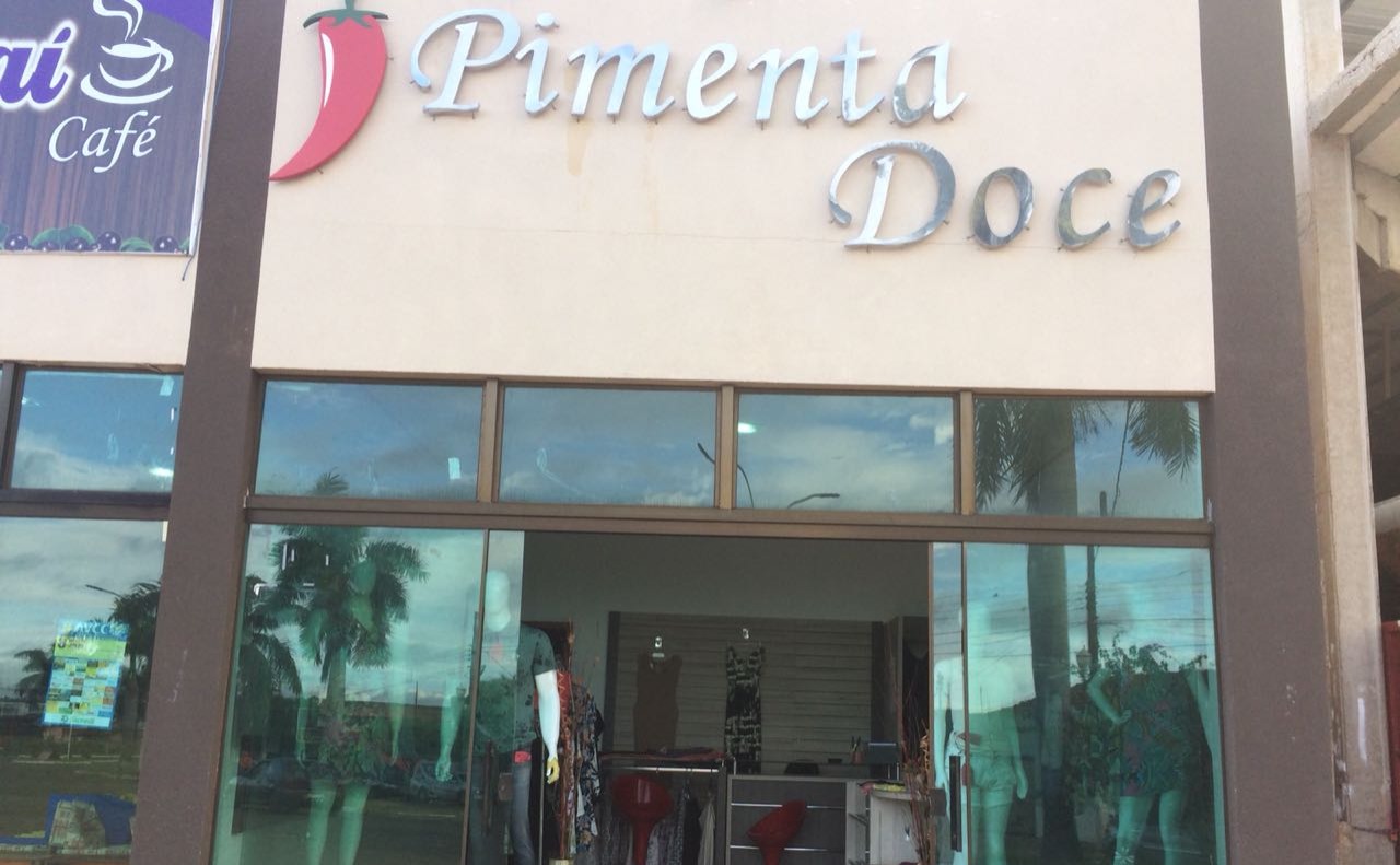 Loja Pimenta Doce reinaugurou em Deodápolis com preços arrasadores em modas masculinas e femininas; confira 