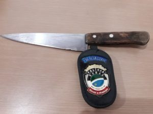 Menor é apreendida acusada de esfaquear homem em Rio Brilhante