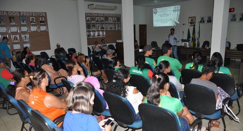 Município realizou 1ª audiência pública destacando avanços previstos no Plano Municipal de Educação de Deodápolis