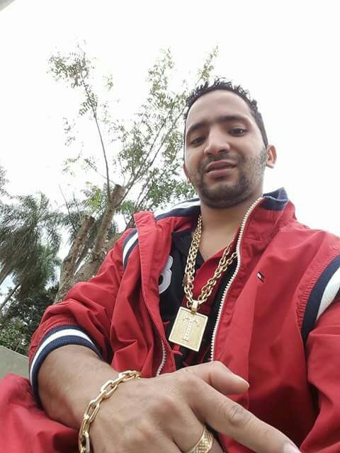 Homem encontrado morto com sinais de tortura em veículo era paraguaio