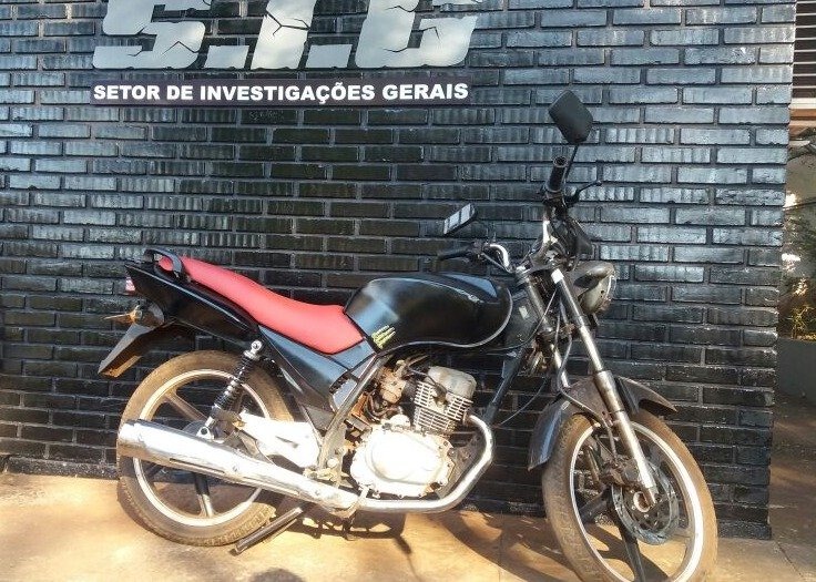 Albergado do semiaberto troca tiros com SIG; polícia apreende moto