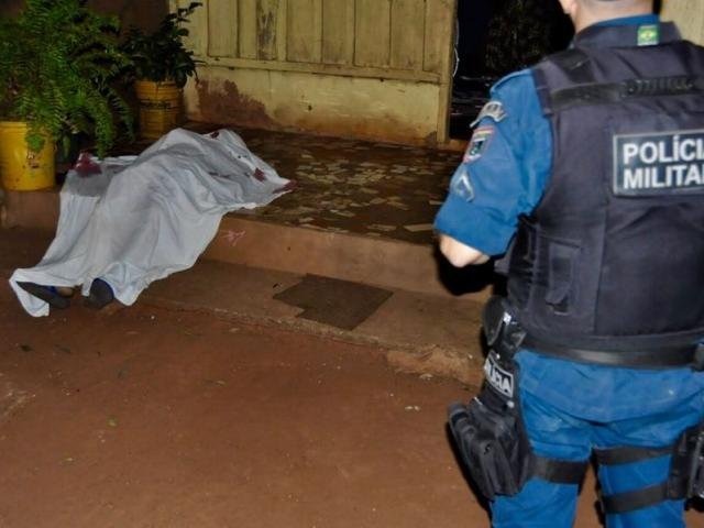 Pistoleiros invadem residência e matam jovem de 21 anos na cidade de Nova Andradina