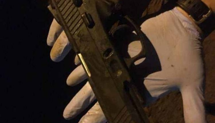 Assaltante que invadiu loja de mãe de PM fugiu por duas quadras antes de morrer