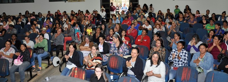‘Agosto Lilás’ foi iniciado com palestra do Dr. José Guilherme, novo delegado de Deodápolis