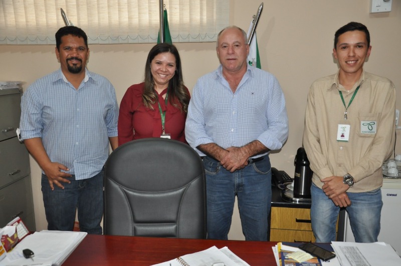 Prefeitura e Agroterenas realizarão estudo para viabilizar cursos de qualificação técnica para Deodápolis 
