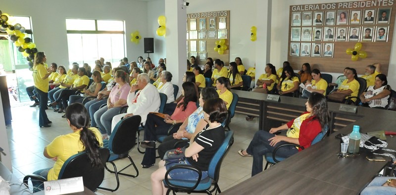Ações do ‘Setembro Amarelo’ foram iniciadas em Deodápolis com a realização da palestra ‘Sua vida vale a pena’ na Câmara