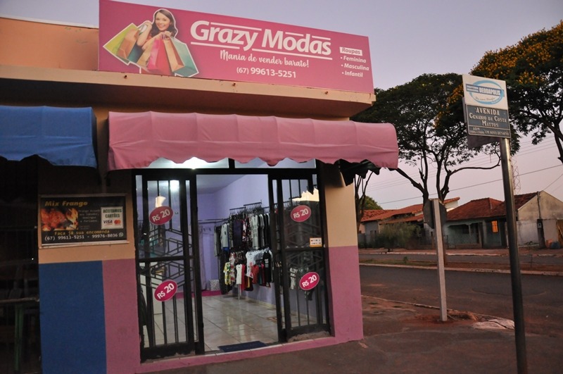 Comprar ao preço único de 20 reais e ainda poder pagar com o cartão? Isso é possível na Grazy Modas em Deodápolis