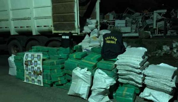 Operação conjunta apreende 3 toneladas de maconha em caminhão carregado com milho