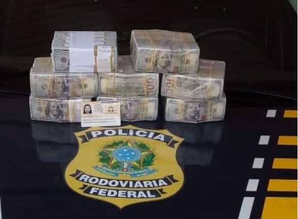 Boliviana passa mal em ônibus na BR-163 e PRF encontra 800 mil dólares