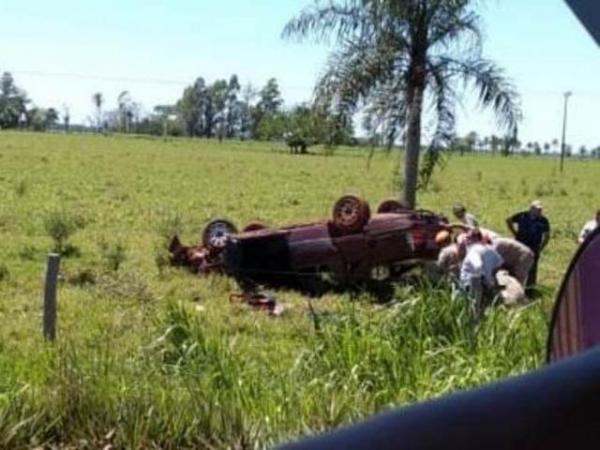 Homem fica em estado grave após capotar veículo na MS-276