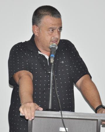 Márcio Teles apresentou moção de reconhecimento ao médico aposentado, Dr. José Ferreira