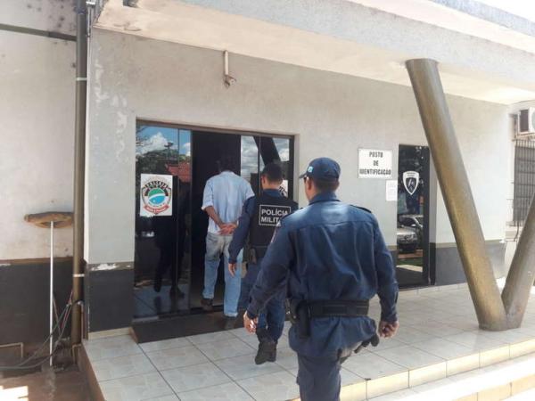 Briga por causa de galinha furtada quase termina em tragédia