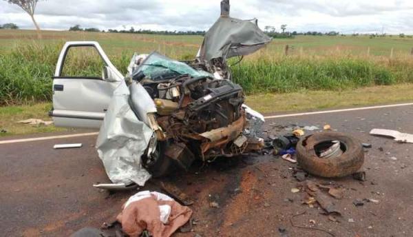 Vereador de Eldorado morre em colisão de carro e carreta na BR-163
