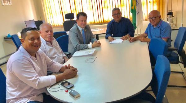 Prefeito garantiu quase 7 milhões em investimentos para obras de esgotamento sanitário 