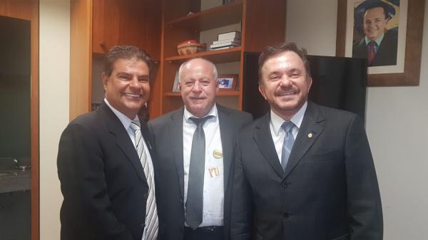 Prefeito se reuniu com o Senador Nelsinho e com o Deputado Vander para planejar recursos para 2019 e 2020