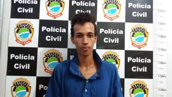Integrante do PCC é preso após tentar jogar celulares para o interior da PED