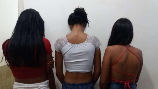 Adolescentes furtam roupas de lojas avaliadas em mais de R$ 20 mil